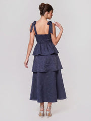 Jacquard Scoop Neckline Solid Bowknot Layered Maxi Dress